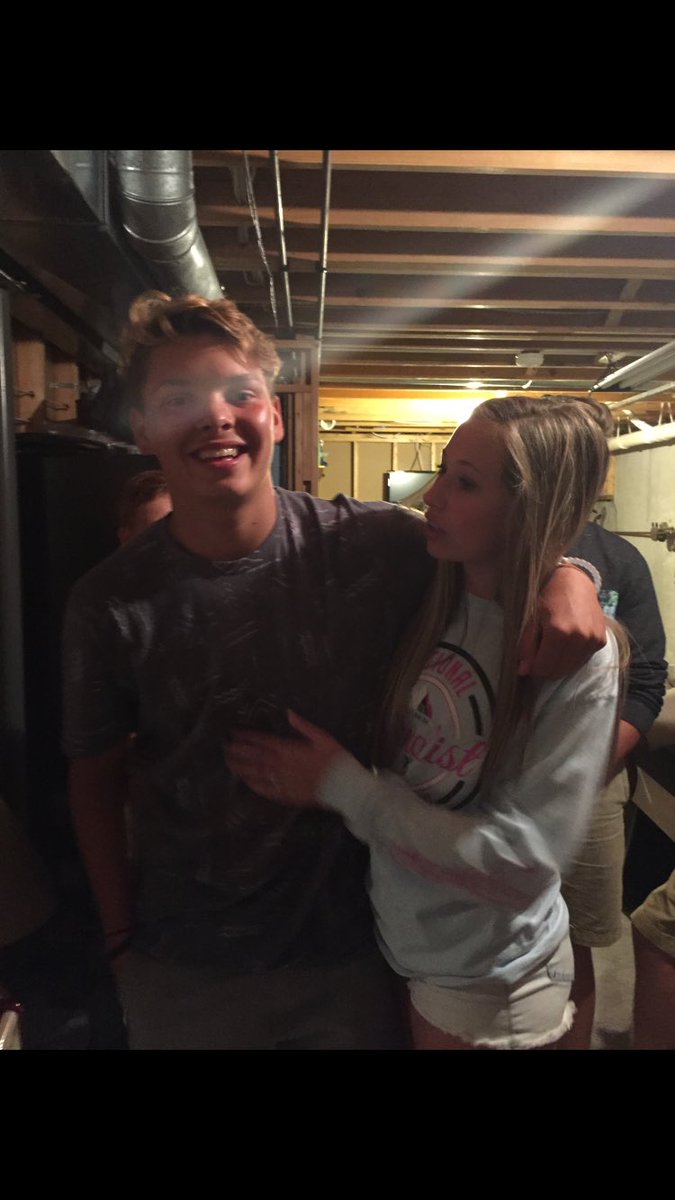 _Taylorwilliss's tweet photo. Happy birthday to my bffs, I miss u guys so much!!!! Hope u have a rockin day love u !!!! ❤️🎉. @bradenkelly3 @BriceBauer5 https://t.co/3h4PBbBhNQ