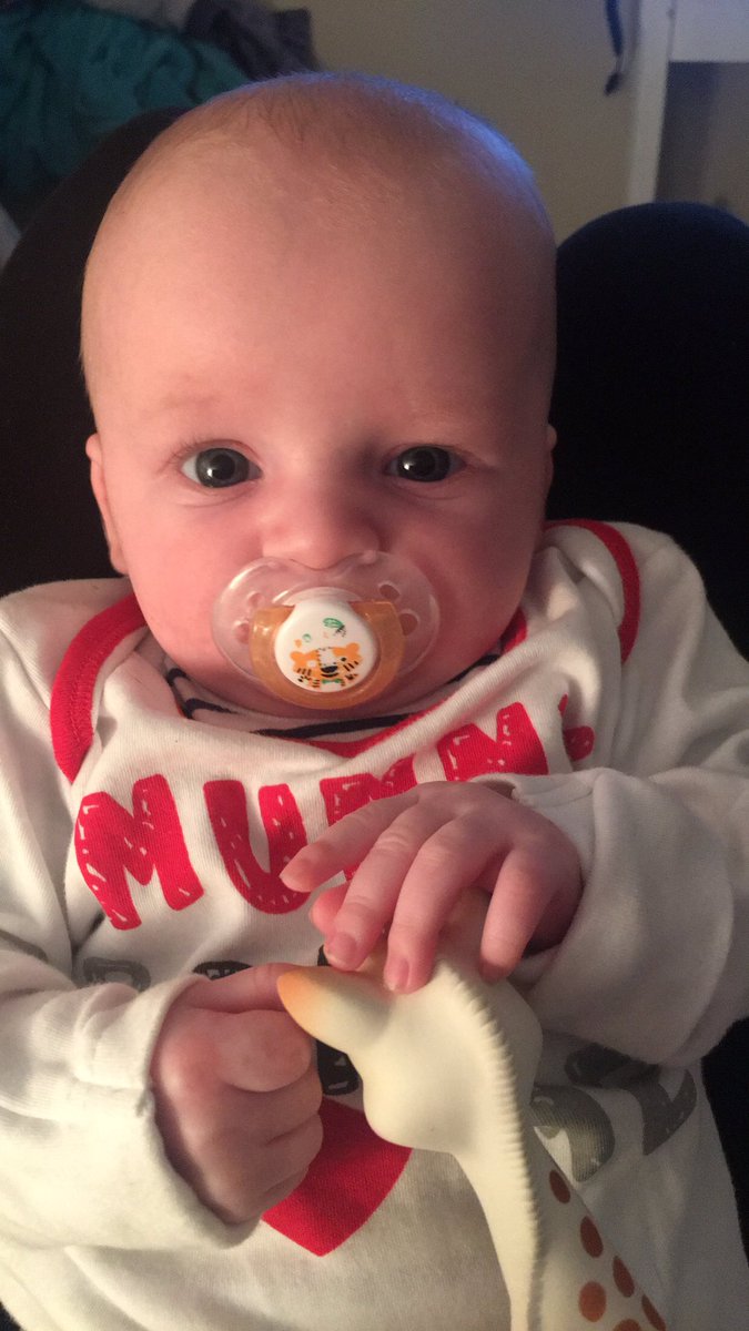 JaneBabyX's tweet photo. Love this wee guy & get so emotional thinking about him in that stupid hospital 😭❤️ #weefighter #love #unconditionallove #clinicalnegligence https://t.co/D9XNv97GuB