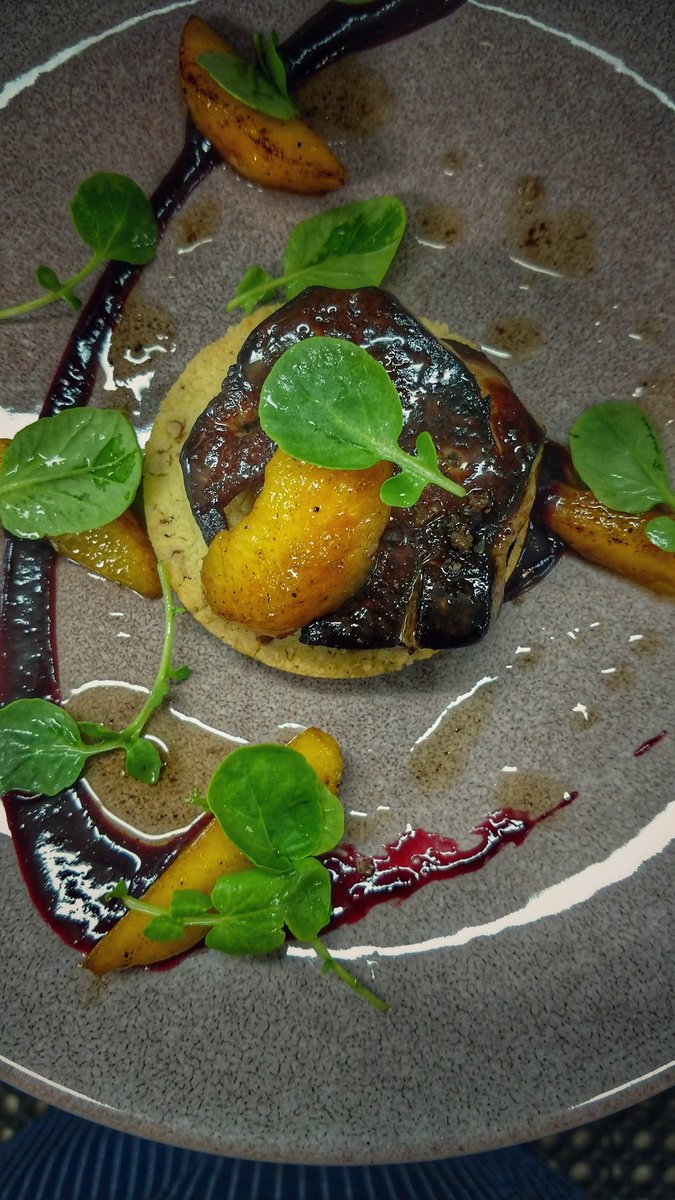 Here's to the sweeter things in life: Foie gras with roasted peaches and pecan sandie finished with rye whiskey and pickled cherry jam 🍒