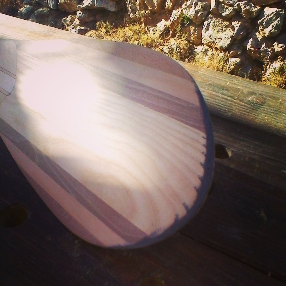 TaraPaddles's tweet photo. On bosse sur les protection des pales #rockguard #madeinFrance #artisanat #handcrafted #woodworking #handmade #artisandubois https://t.co/USqzZzROLE