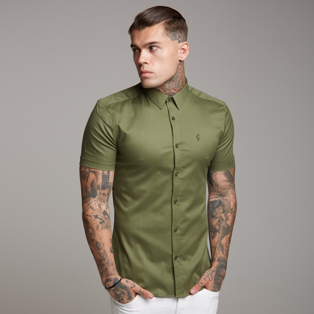 Win a shirt of your choice at #FatherSons.

- Follow
- RT

Winner chosen Sunday | fathersonsclothing.com/collections/su…