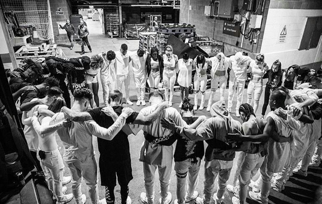 lucic323's tweet photo. Thank you for all the memories #PurposeTour .You were amazing.
We gonna miss you🙏 https://t.co/UCmrr6PqUl