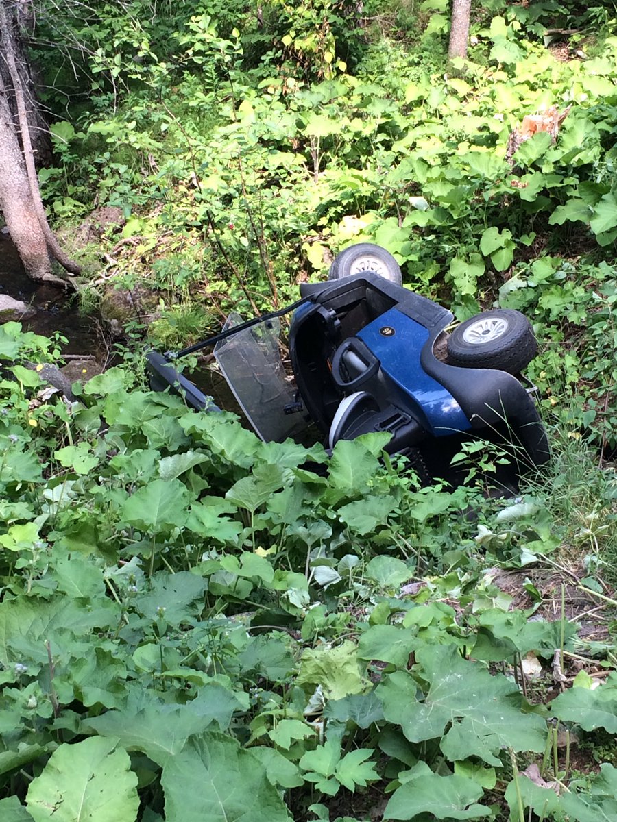 SuperJetsFan's tweet photo. Somebody had a rough day at the Clear Lake Golf Course today.#17 https://t.co/KDIsEhRuWX