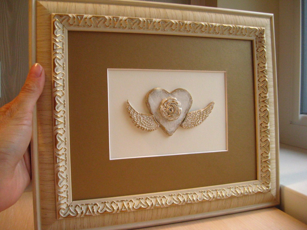 GiftStudioCraft's tweet photo. #etsy #giftstudiocrafts #heart #heartwings https://t.co/zrDykTlVYf