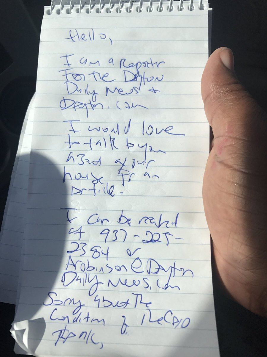 1AmeliaRobinson's tweet photo. I literally wrote this note four times. What #journalism does to #penmanship. #reportingfromthefront https://t.co/ezUX28A5Tz