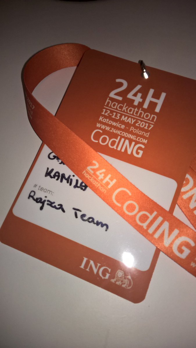 kamagawronska's tweet image. You&apos;re right, we&apos;ve been there together! I found my #24hCodING lanyard #hackathonswag