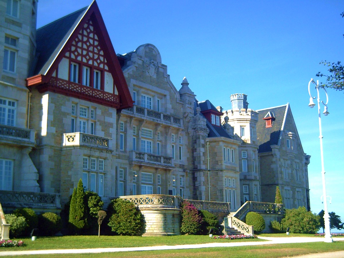 #Santander, the place that Royals call home bit.ly/1StaBNU #lovespain
