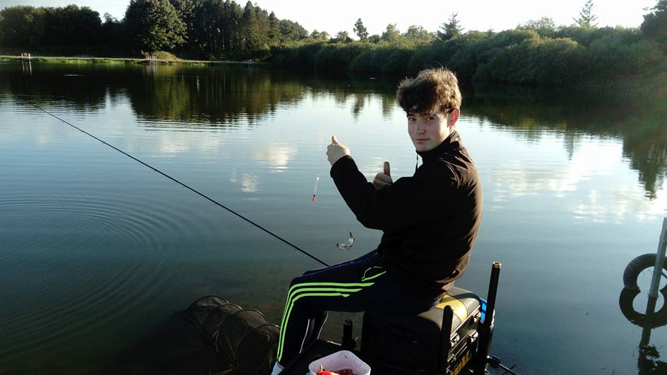 ncffi's tweet photo. Waterford juniors enjoy a great start to the summer league #angling at Ballyshunnock https://t.co/3f4sq7rYZD #AFYDI @WaterfordSport https://t.co/44KcTdgWEw