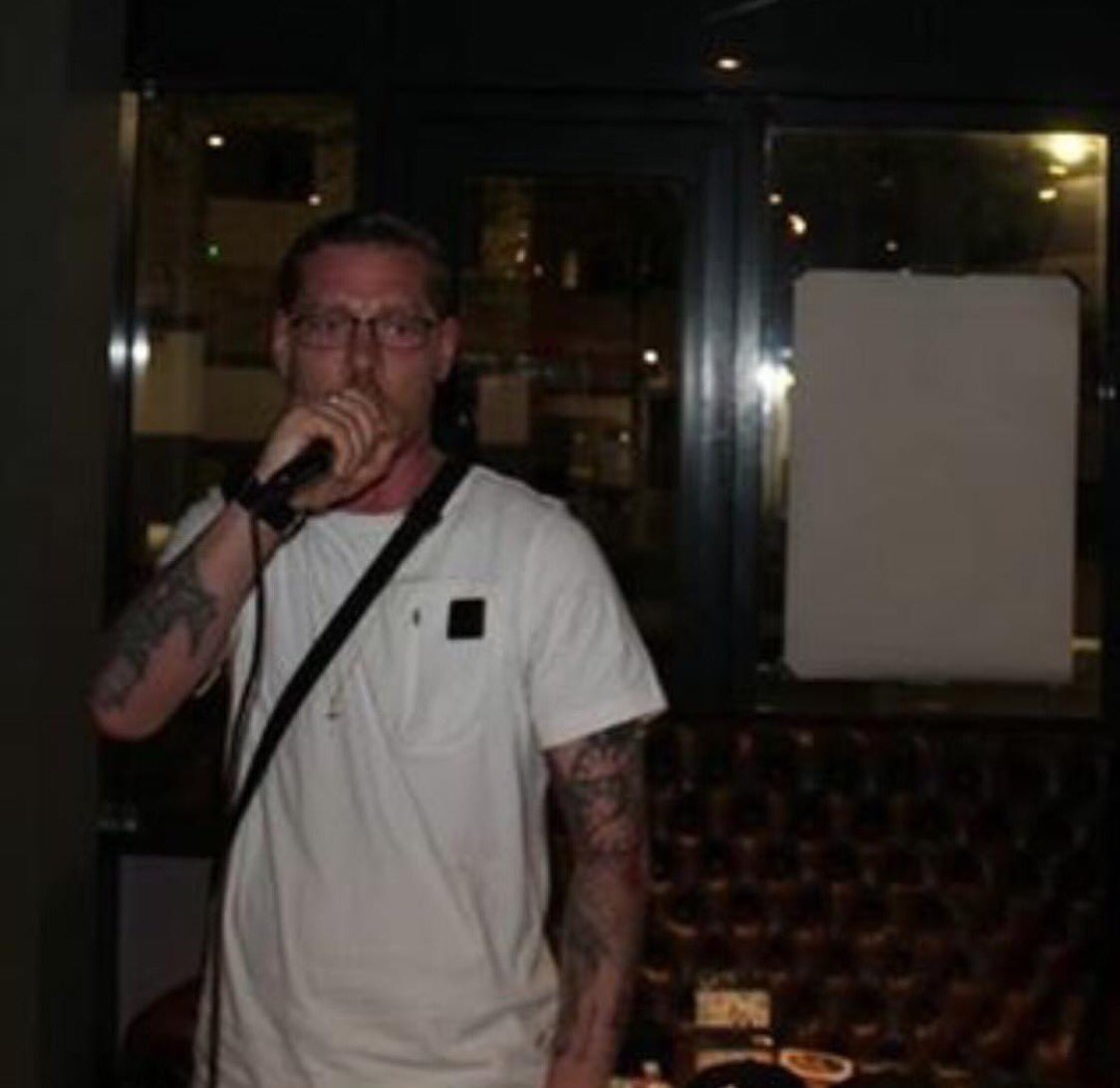 MusicalMissions's tweet photo. Dough bar Liverpool 14th April 2017 🎤🎼#MusicalMissions  thanks to big condo records for having me down was a boss night with good vibes https://t.co/kWCgj7Mcwf