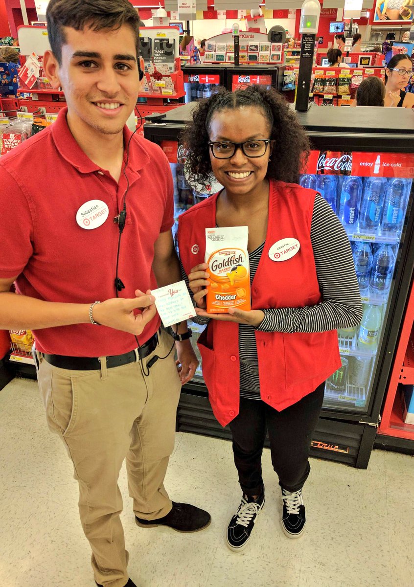 Amazing time today connecting with our guests&amp;helping bring in Red Cards. Huge recognition to one of our newest cashiers for the great work🎯