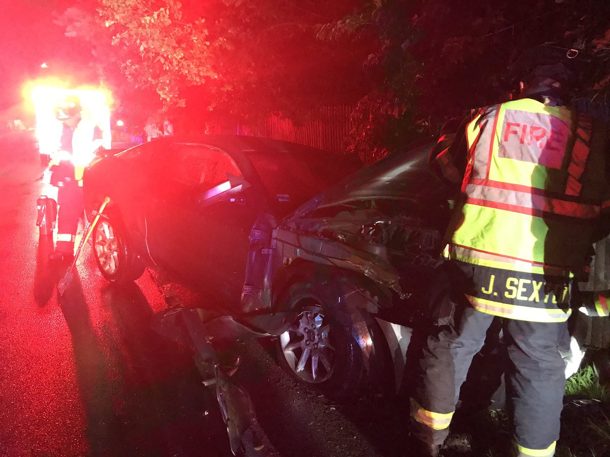 ACTIVE INCIDENT: Salem End Rd @ Singletary. 1 car MVA, No injuries.