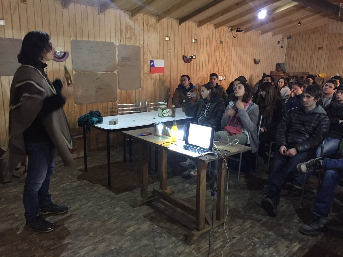 "Nosotros somos parte de los problemas que vemos a nuestro alrededor ", <a href="/thomas_kimber/">Thomas Kimber</a> y el equipo de <a href="/KarunWorld/">Karün</a> en #BalloonInternacional!