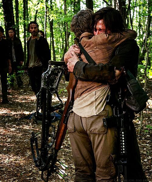 babemcbride's tweet photo. Voy a desfijar este tweet el dia que #Caryl sea canon. 
RT🙏🏻❤️ https://t.co/jwiCaMHjnc