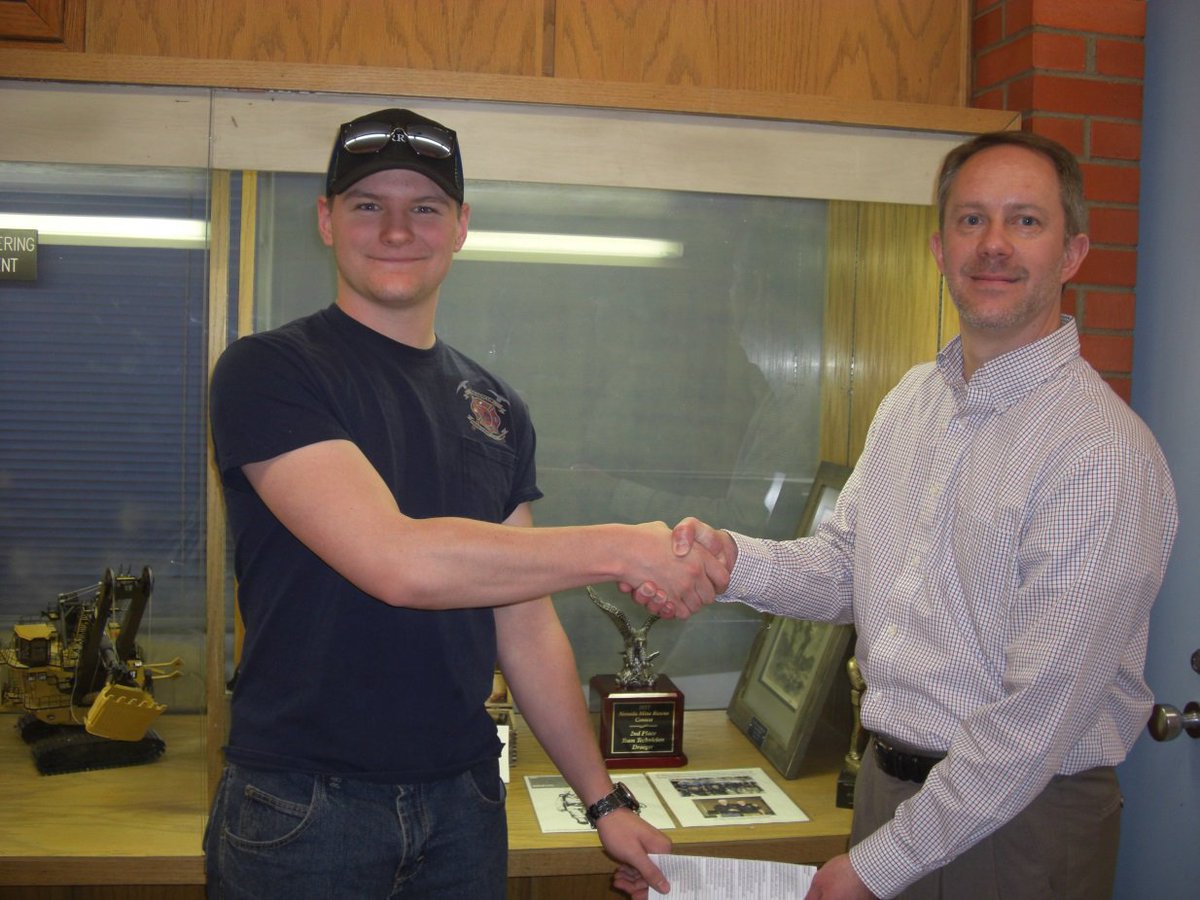 minearcsystems's tweet photo. First #MineARC Scholarship recipient from @sdsmt! https://t.co/MOjA8FatOM #minerescue #minesafety https://t.co/692ZcPL5ps
