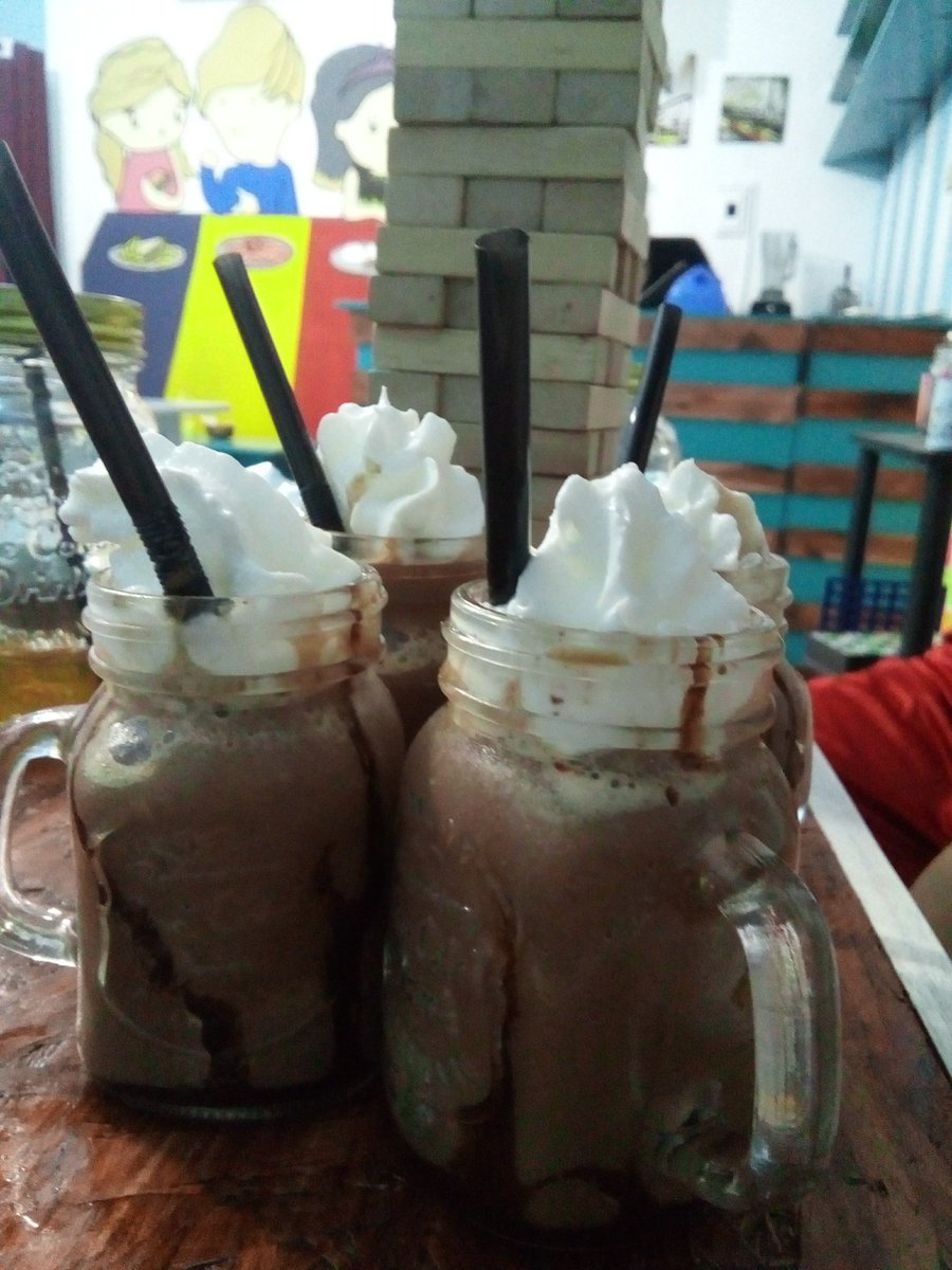 Krishiaholic's tweet photo. Food porn. 💕 #CheatChat https://t.co/9RPI3kheSa