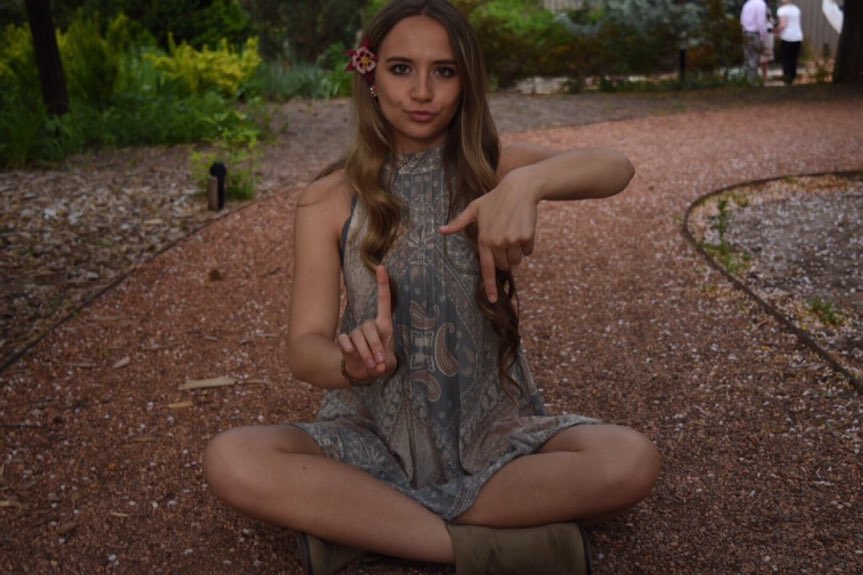Utah_Hottest's tweet photo. Emilee Linton// Woods Cross https://t.co/7dVcOZoFJJ