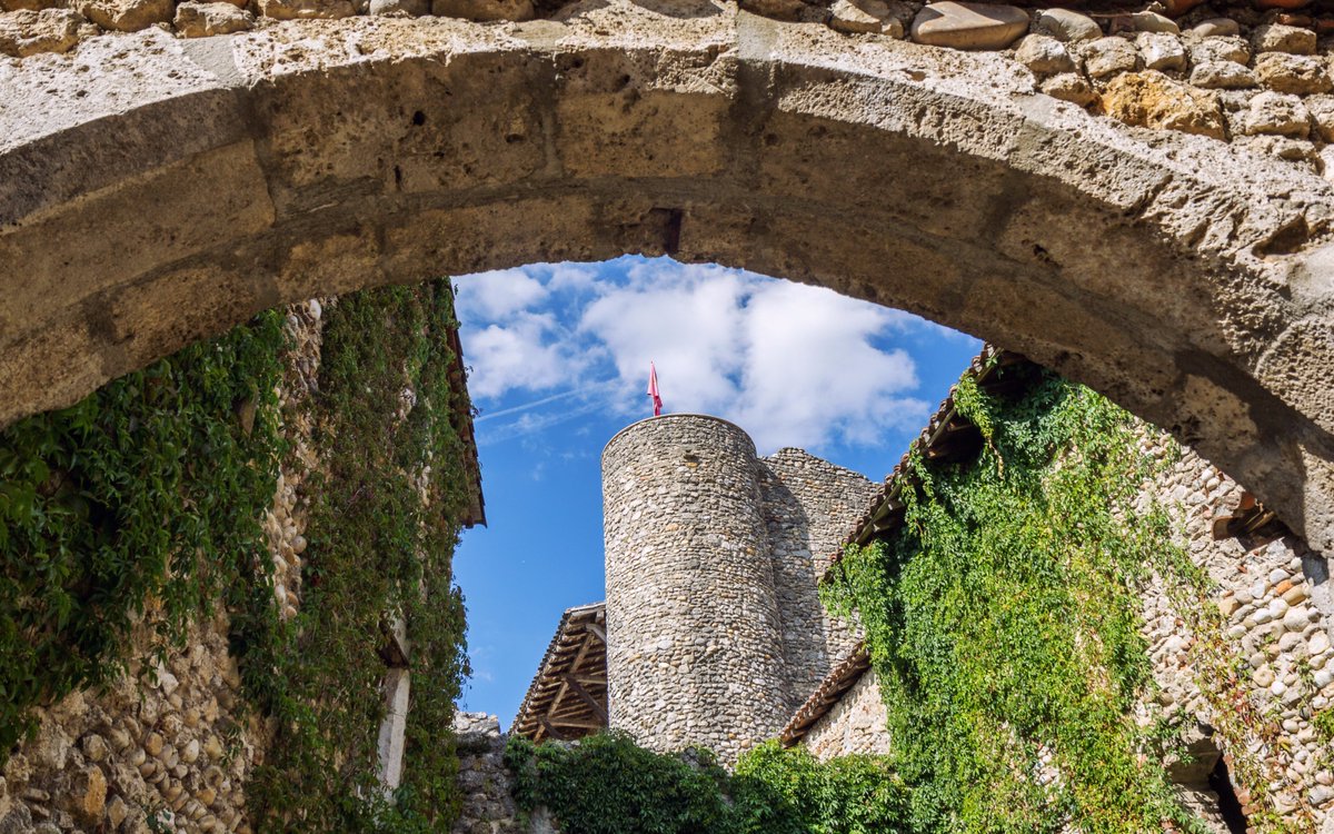VoyagementVotre's tweet image. Souvenir de ce week-end dans la jolie cité de @OTPerouges ! 😍
Plus de photos sur notre page Facebook : facebook.com/voyagementvotr…