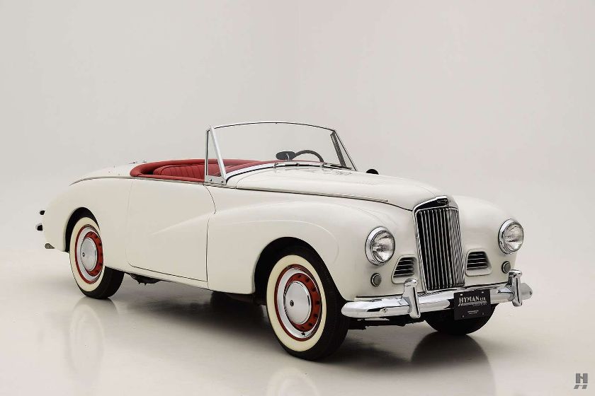 LuxifyOfficial's tweet photo. 1954 Sunbeam Alpine Convertible -  https://t.co/ro7Ls6pbOB #classiccar #classiccars https://t.co/iAWPjFFRZH