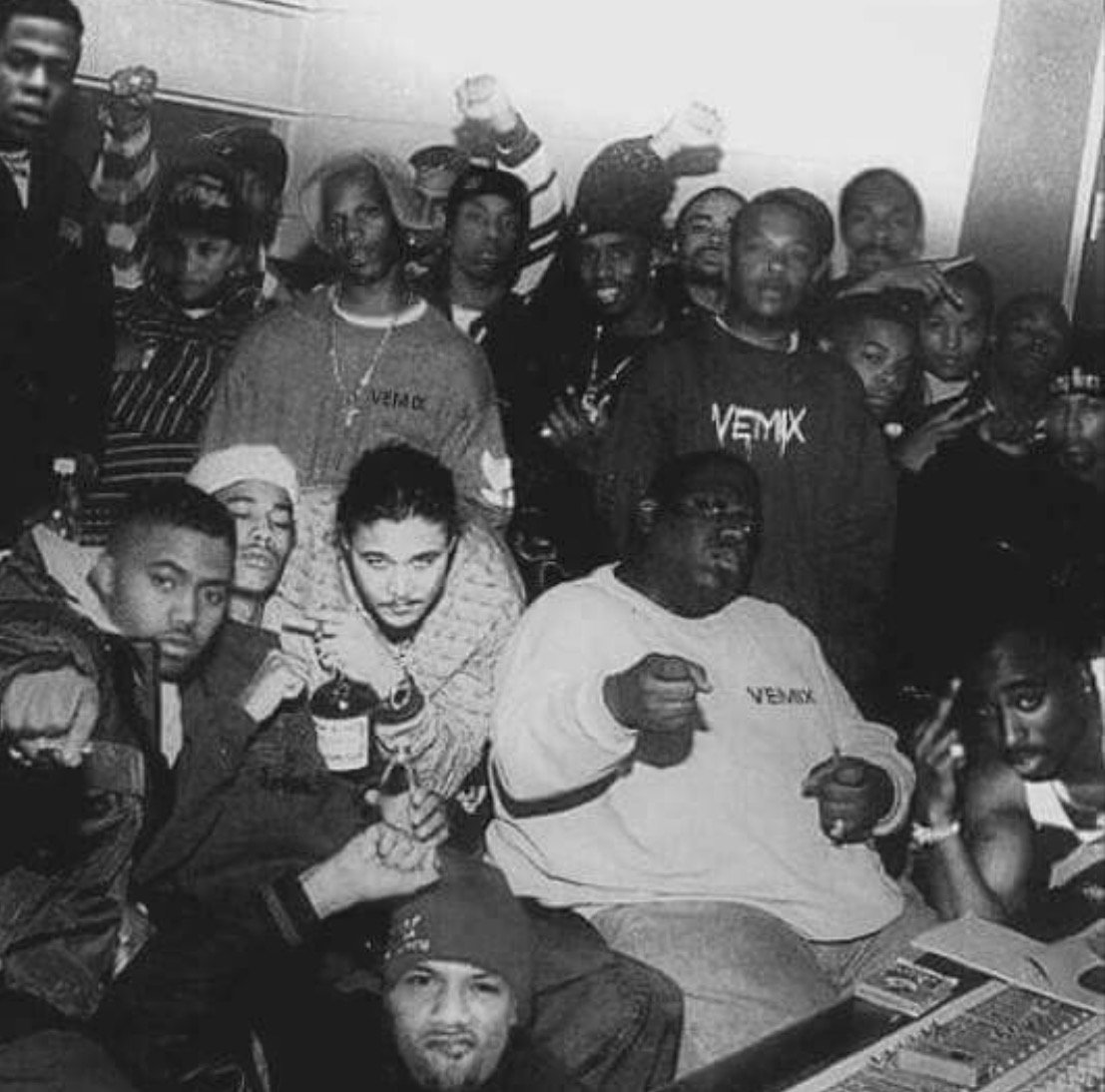 ᎻîΞ ₮HΞ Ѧ$î@☥iC tweet media