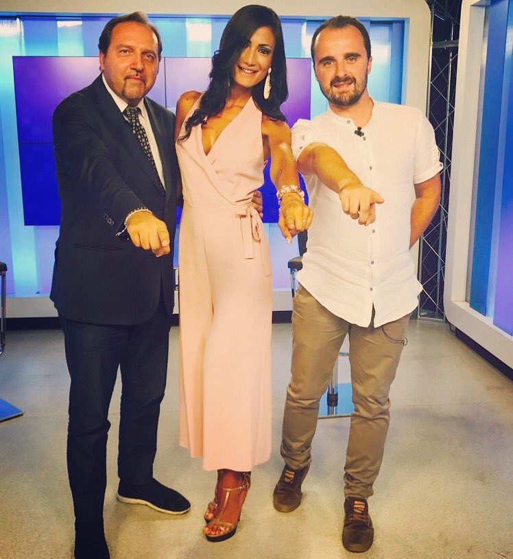 Katia_vitale's tweet photo. Buonanotte da Goal Show Estate 🤗 #finediretta
#Dimaro2017 #mercatoeritiro #sscnapoli #work #tv #sscnapoli #forzanapolisempre https://t.co/TYYByCyE0N