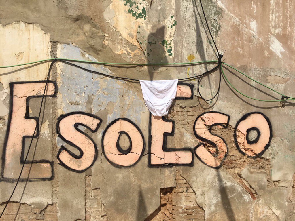 BerbersTorrent's tweet photo. Hem trobat al #Solaret unes bragues peculiars de bon matí. Demanem un poquet de #Coneiximent #Braguesdemagüela https://t.co/drgKFfWC5y