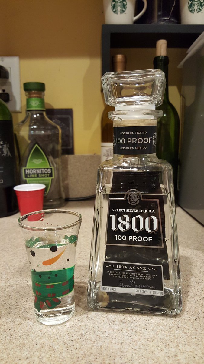 vinniejz2010's tweet photo. Happy #NationalTequilaDay yall. Dont judge my glass. #SnowMan https://t.co/PLTS7nPA4v
