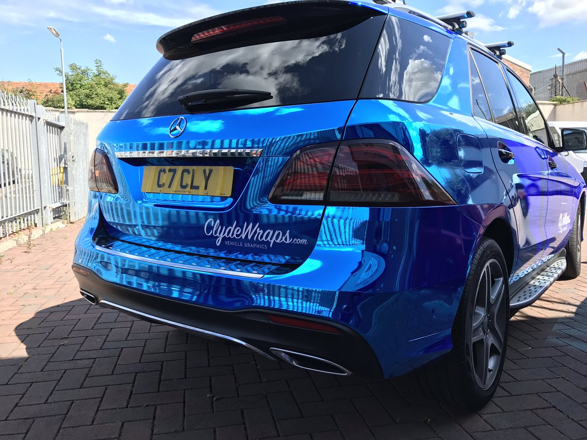 ClydeWraps's tweet photo. Shiney #chromewraps #bluechrome #redchrome @AveryDennison @Spandex_UK #chromeGLE #chromelambo https://t.co/KJVsMuG86R