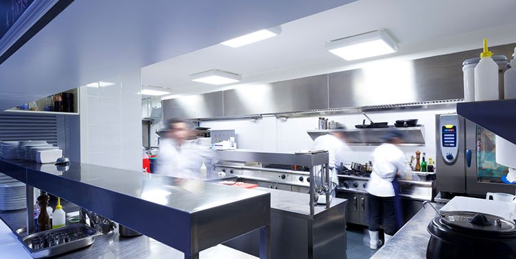 JESRestaurantEq's tweet photo. #Southbend: A Gentleman's #GasRange > https://t.co/4MzcvPVLTi #range #restaurantrange #restaurants #kitchen #foodie #restaurantsupply #chef https://t.co/yXw2KiPC9v