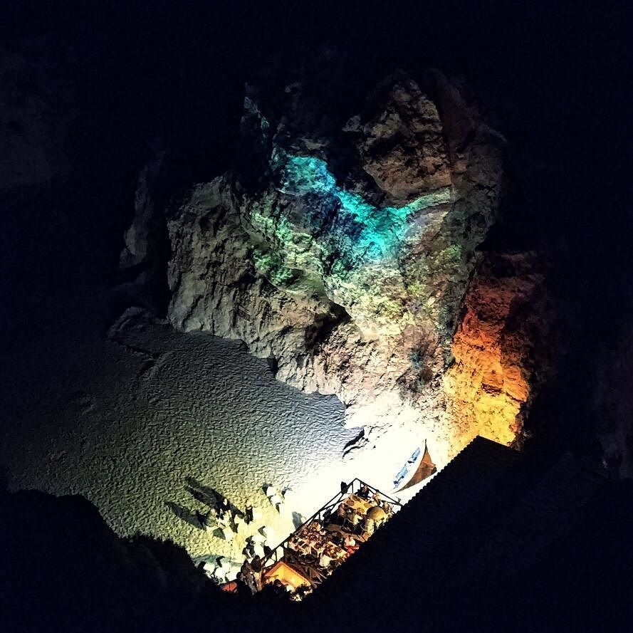 elfrau's tweet photo. Lugares con encanto... #beatiful #places #beach #night #nightlive #alvor #portimao #total_nature #total_landscapes… https://t.co/NBjt1Sxmdn https://t.co/Ciq2PWmvCa