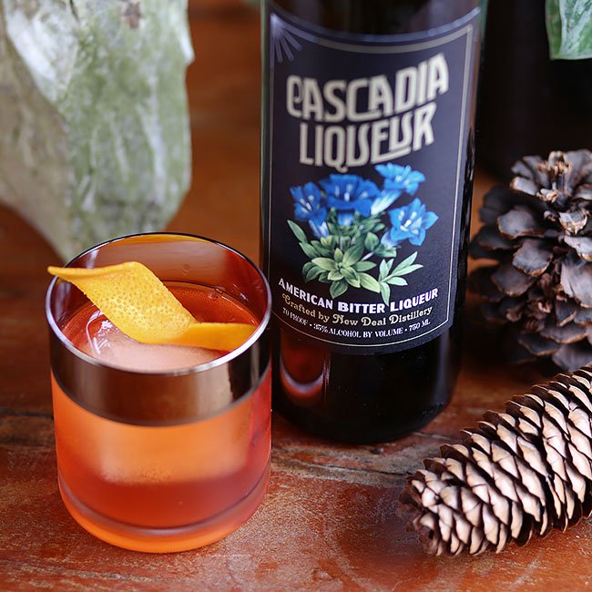 NewDealPDX's tweet photo. We've been updating the Cocktail Recipes section on our website--check it out! https://t.co/kJjp3sfNxd #craft #cocktails #distilleryrow #pdx https://t.co/ootRDBQO55