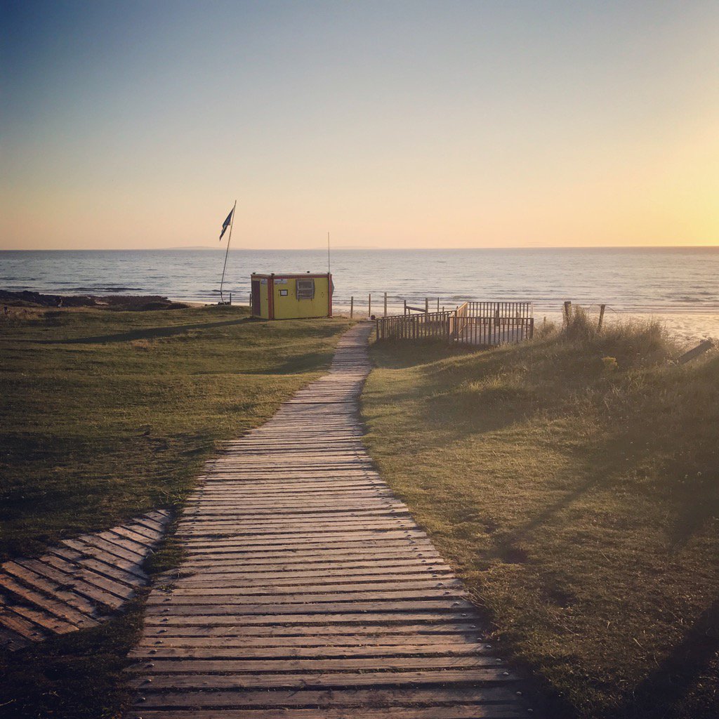 Treated to a gorgeous sunset at Fanore #beach while road testing #culturalroadmapp #ireland <a href="/wildatlanticway/">Wild Atlantic Way</a>