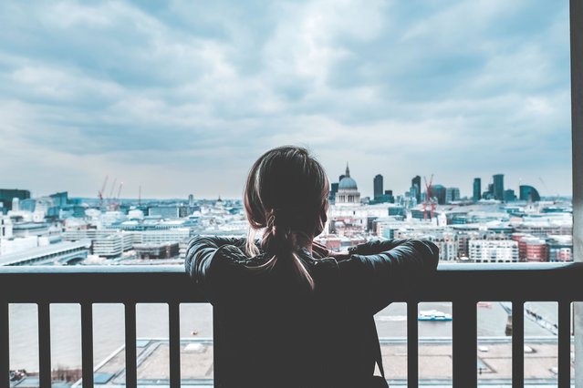 karleesm's tweet photo. Watch video on @OracleCons client AXA's #transformation journey with @OracleHCM Cloud. #modernhr https://t.co/90g7QWybEm https://t.co/e3IgNH0znB