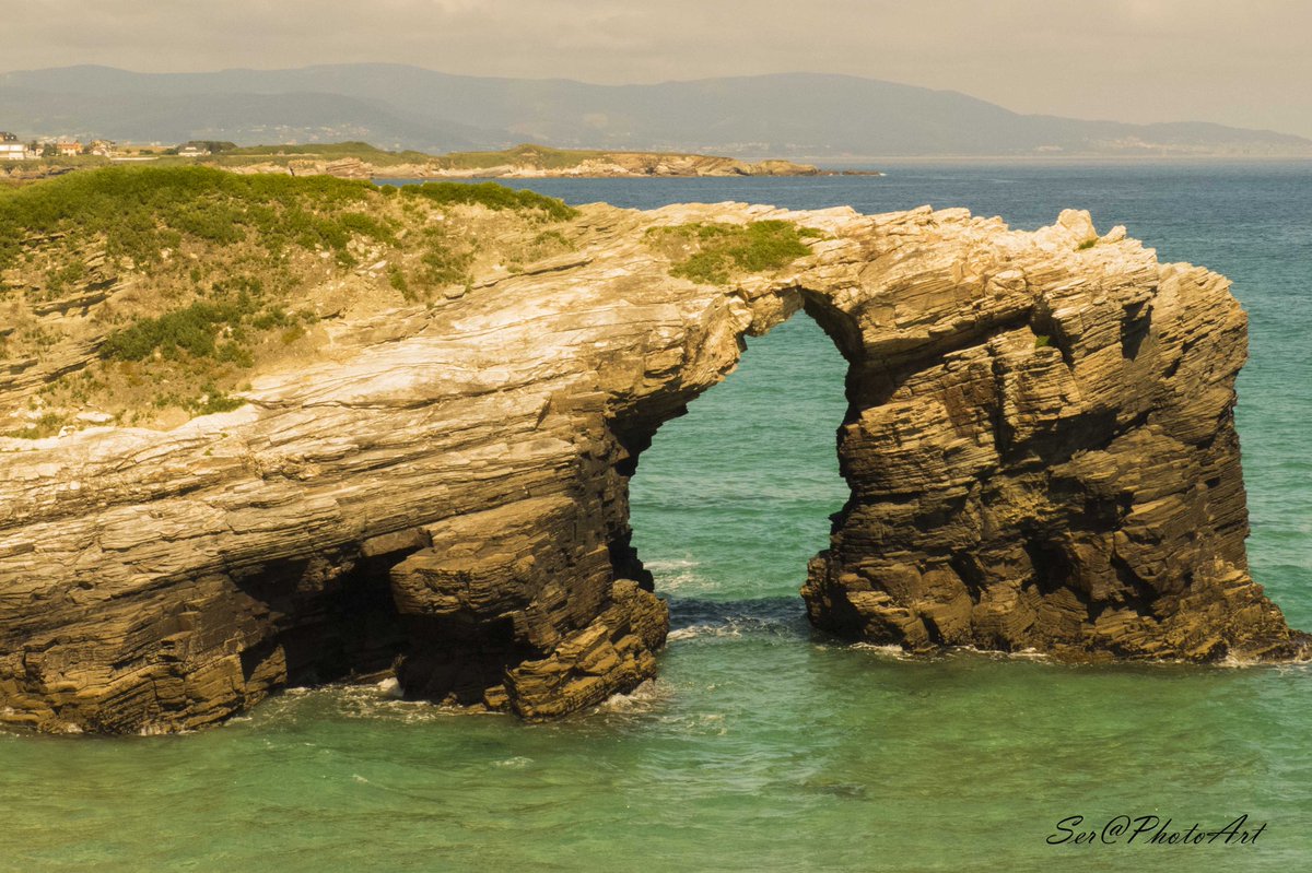 SeraPhotoArt's tweet photo. Feliz #DiaDeGalicia, a nosa terra ten arte, cultura, música, tradición, historia, patrimonio vexetal, é un verdadeiro paraiso. Viva Galiza.🤣 https://t.co/el35EacOrm