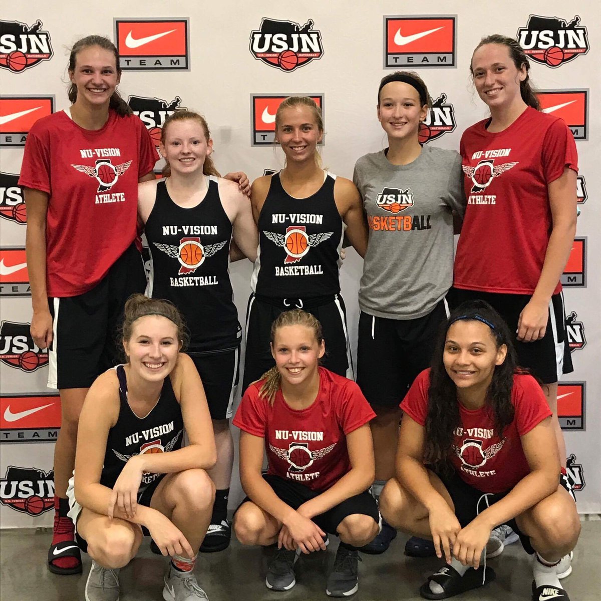 nuvisionSportz's tweet photo. So proud of this group right here they had a really great season and will make some some college very happy! #grind #juswork https://t.co/5bFTnlGS6f