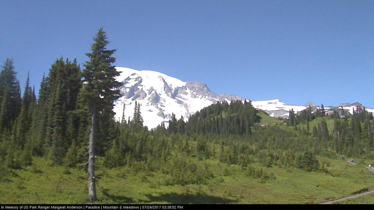 StartRunning2's tweet image. It doesnt get ANY better than this, RIGHT here!!  #WAWX   #MtRainier  #I💜MtRainier    #Paradise  #Sunrise  #MyForeverHome  #Washington