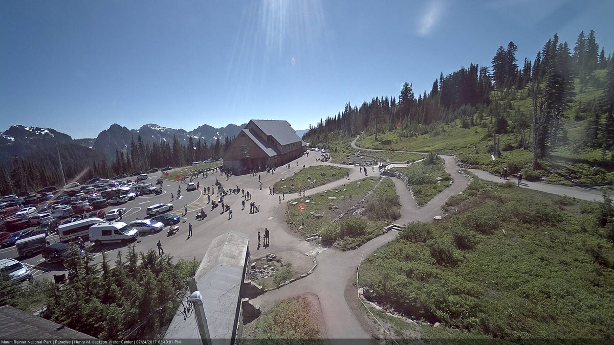 StartRunning2's tweet image. It doesnt get ANY better than this, RIGHT here!!  #WAWX   #MtRainier  #I💜MtRainier    #Paradise  #Sunrise  #MyForeverHome  #Washington