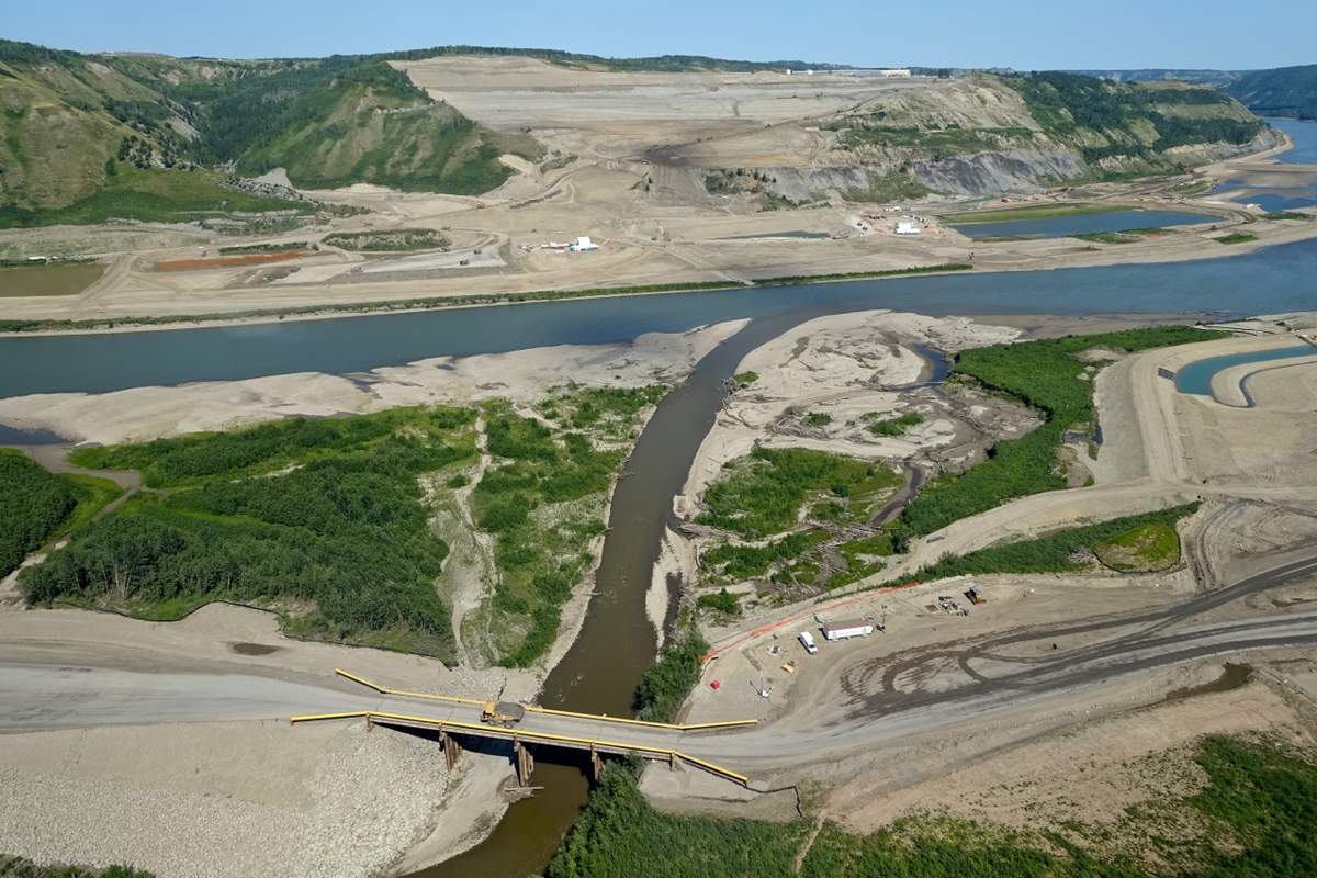 thenarwhalca's tweet image. Year-Long Wait for Site C Dam Budget Docs &apos;Disturbing&apos;: Expert desmog.ca/2017/07/24/yea… #SiteC #bcpoli #cdnfoi
