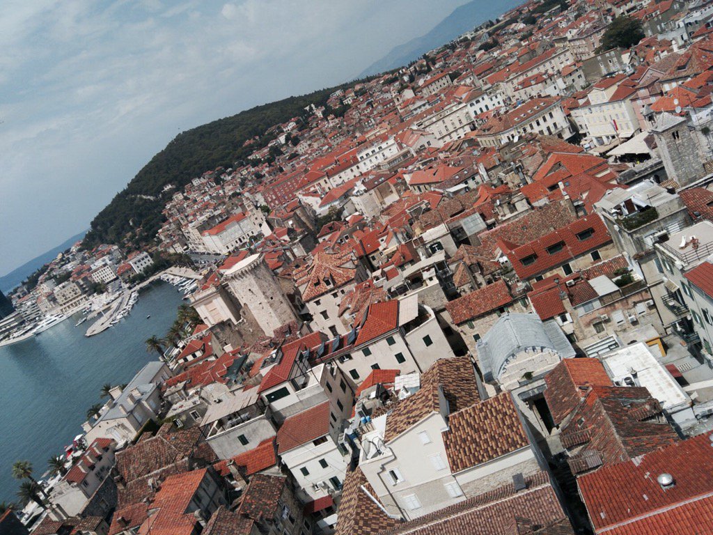 Davidde_m's tweet photo. Espectacular #split https://t.co/VHvfqCzD73