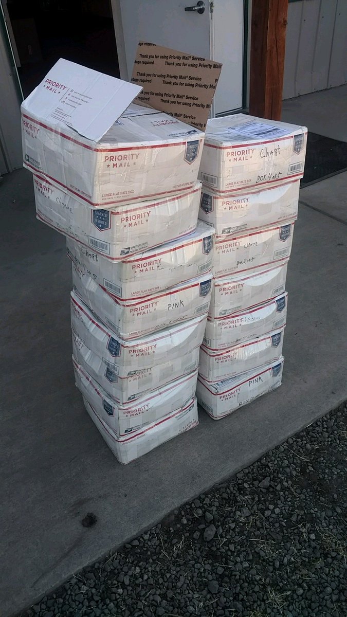 GetWaistDeep's tweet photo. The lures showed up from Texas today... Bam!!! https://t.co/KAwyuAknKX