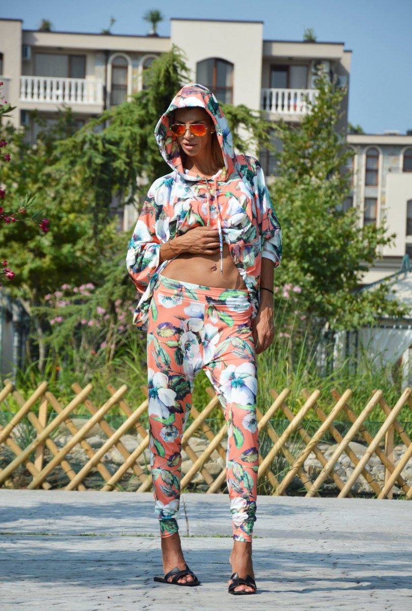 SSDfashion's tweet image. Plus Size Maxi Set, Loose Hooded Sweatshirt, Extravagant Woman Drop Cr… etsy.me/2rVMAso #dresses #ElegantSet