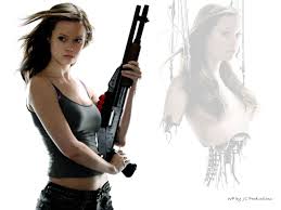 Happy Birthday to the one and only Summer Glau!!! 