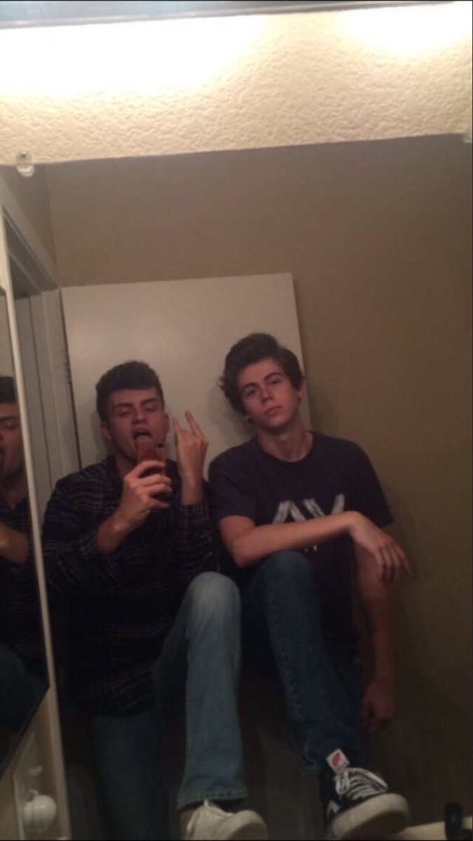 GueroKale's tweet photo. Happy early birthday to GriffenJ cause I won't be here to tell you, my lil German army boy 🇲🇽🇩🇪  Catch you in two👔 @griffgraff13 https://t.co/CjHt9iLTsJ