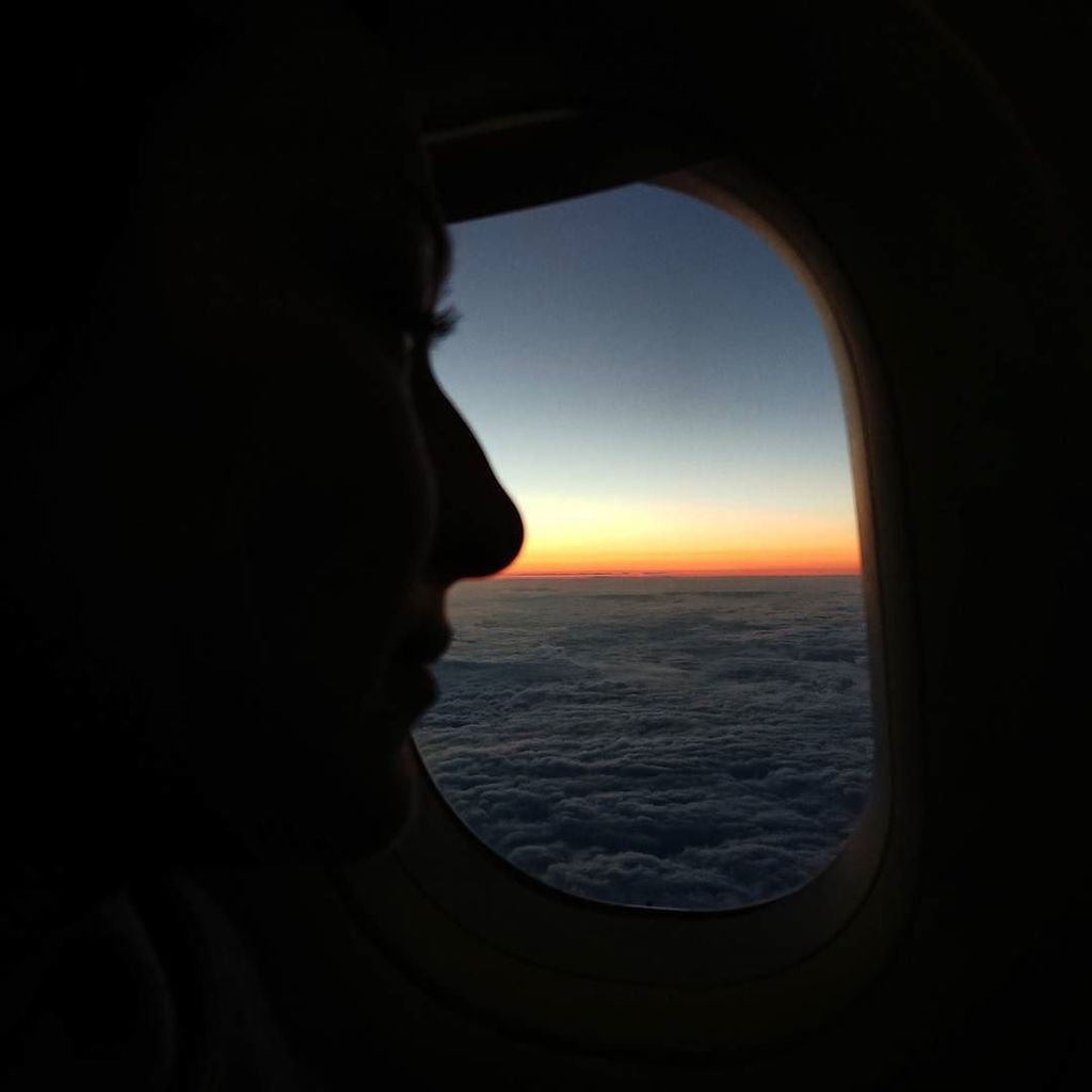keruk's tweet photo. Time to go home 🏡 :) #polandisbeautiful #XperiaFan #sky #sony @sonyxperiapl #flying #sunset #colours #colouds #tak… https://t.co/YBlbVuVr9p https://t.co/ntNJprB61J