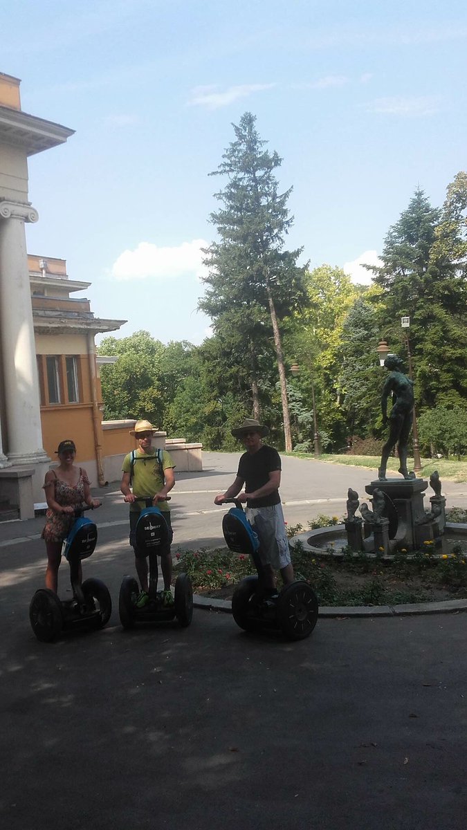 SegwayBelgrade's tweet photo. Our dear guests from France 😻 https://t.co/Ky7tM9z2fz