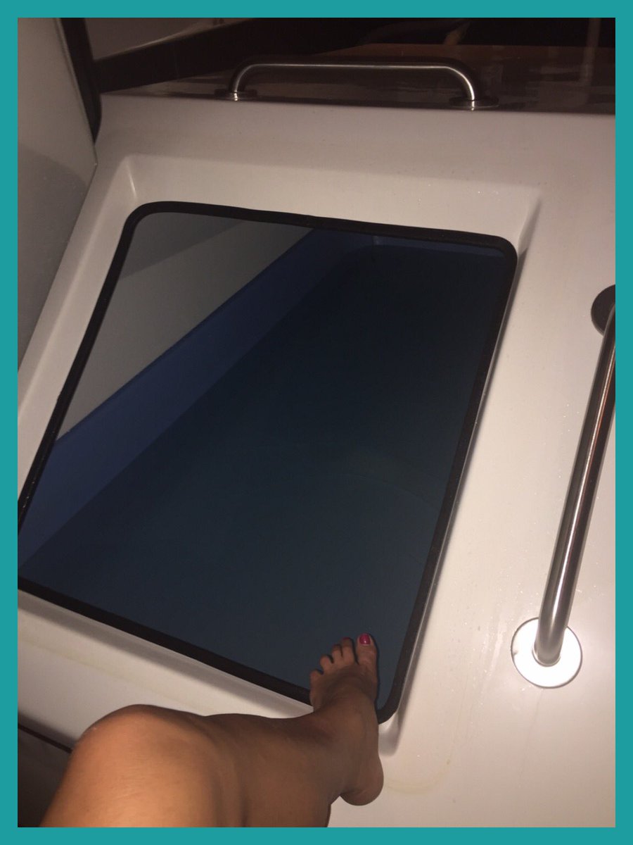ErinKille's tweet photo. Monday Meditation 🙏🏾 @Float_House #WhyWeFloat #meditation #MondayMotivaton #floatchallenge #imonit #selfcare #relax #floattank #kitsilano https://t.co/83RAdTbyJV