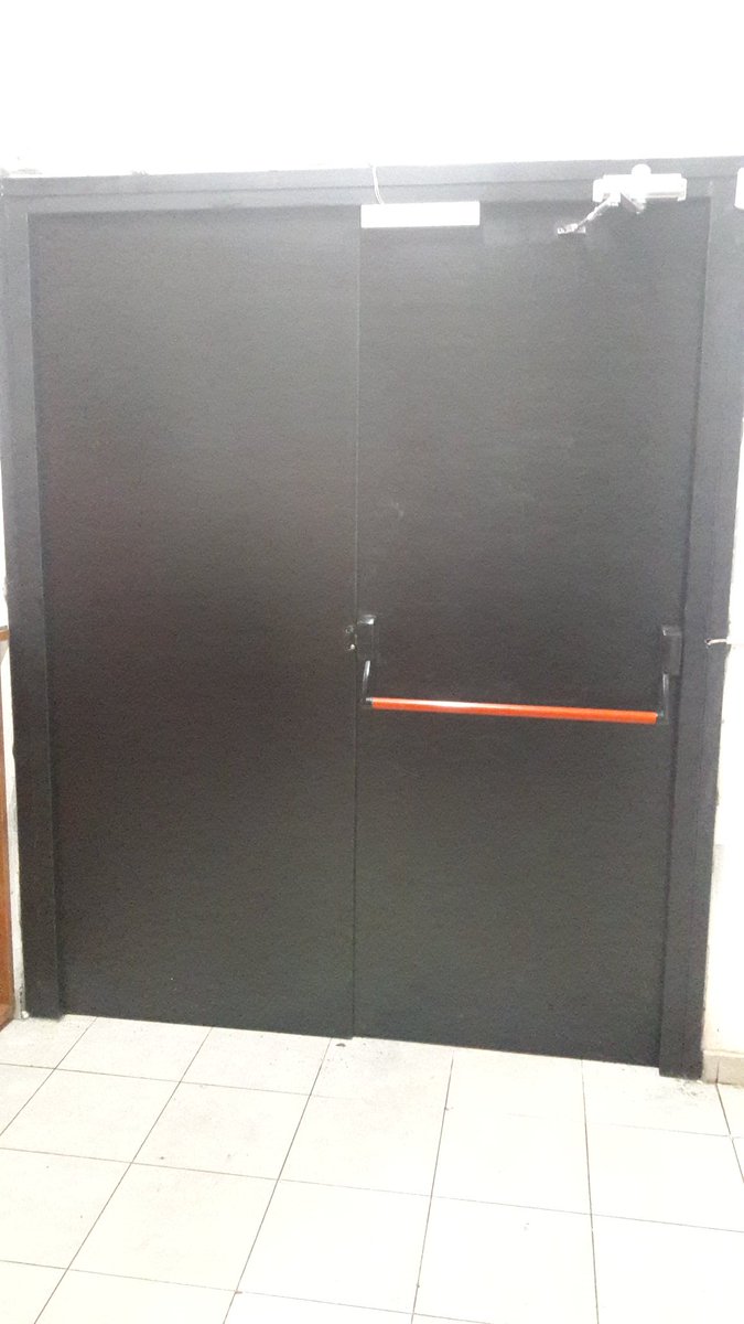 paolarenedo's tweet photo. Renovando la puerta de #BaseCarupa.
#COT #SPC #SubSecretariaOperativa   Mira que linda quedó!!👇 https://t.co/ETb0qNIK2m