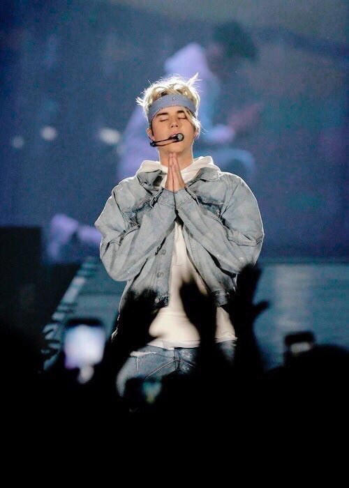 TheJBieberWife's tweet photo. Purpose Tour was amazing✨👏🏻 thank you @justinbieber 💓#PurposeTour https://t.co/VAT90ePMHr