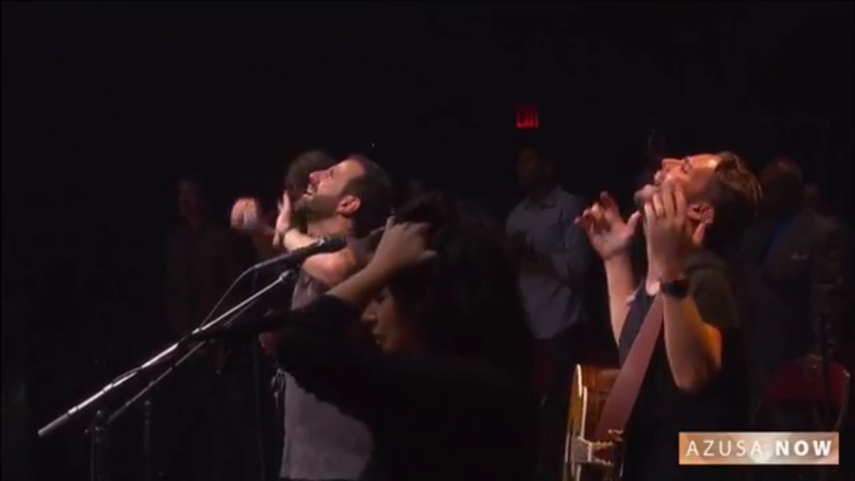 mkoulianos's tweet photo. What a moment worshipping Jesus with these amazing hearts. Bethel Music finds His heart in a rare way. #TheCallCle #CFAN #AzusaNow https://t.co/QK2qRdcDsQ