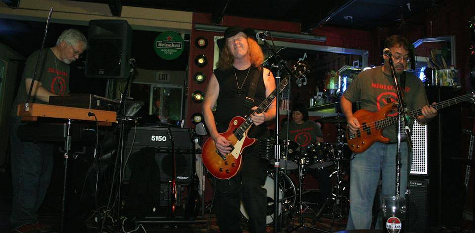 Monday 7/24 Al Fink
8P Eddie Havoc &amp; Media Crime
Call  8pm 917-889-9970
Visit LiveMusicOnMainStreet.com