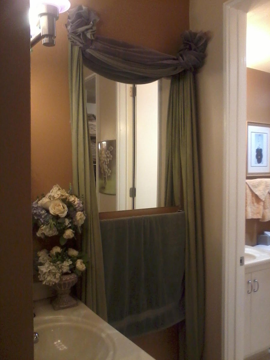 AilsaForshaw's tweet photo. #HomeImprovement Here's something u can do that's fast 'n Easy, will brighten up your space #Dorm #Home #FauxWindow🙀 https://t.co/X6P3Q1phLc https://t.co/pDXWnw2NZ2